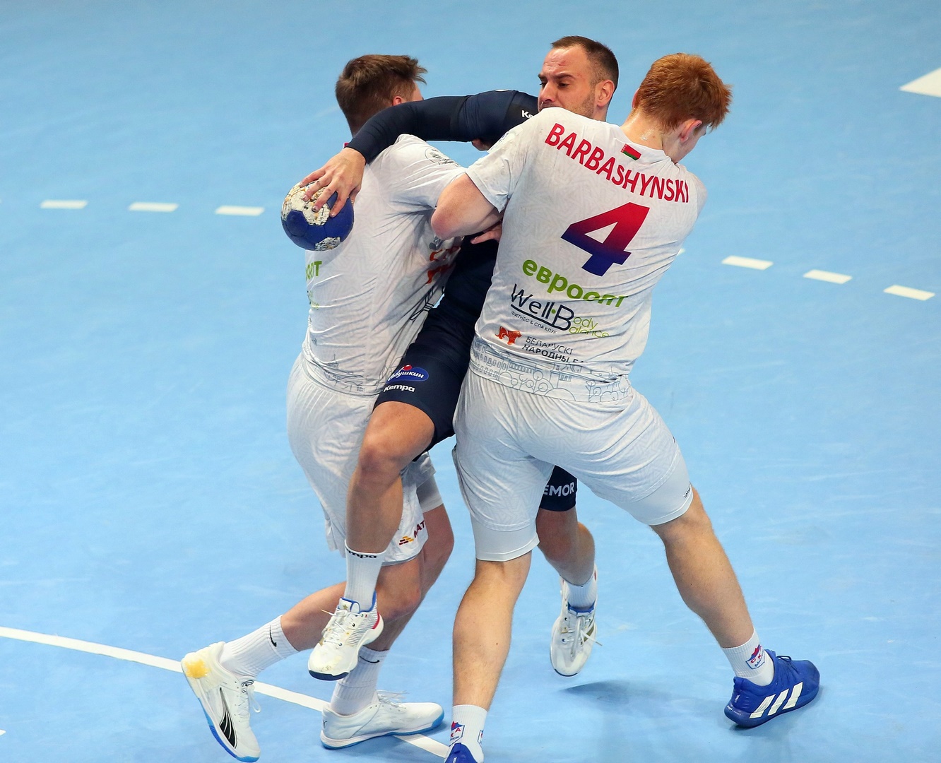 ава